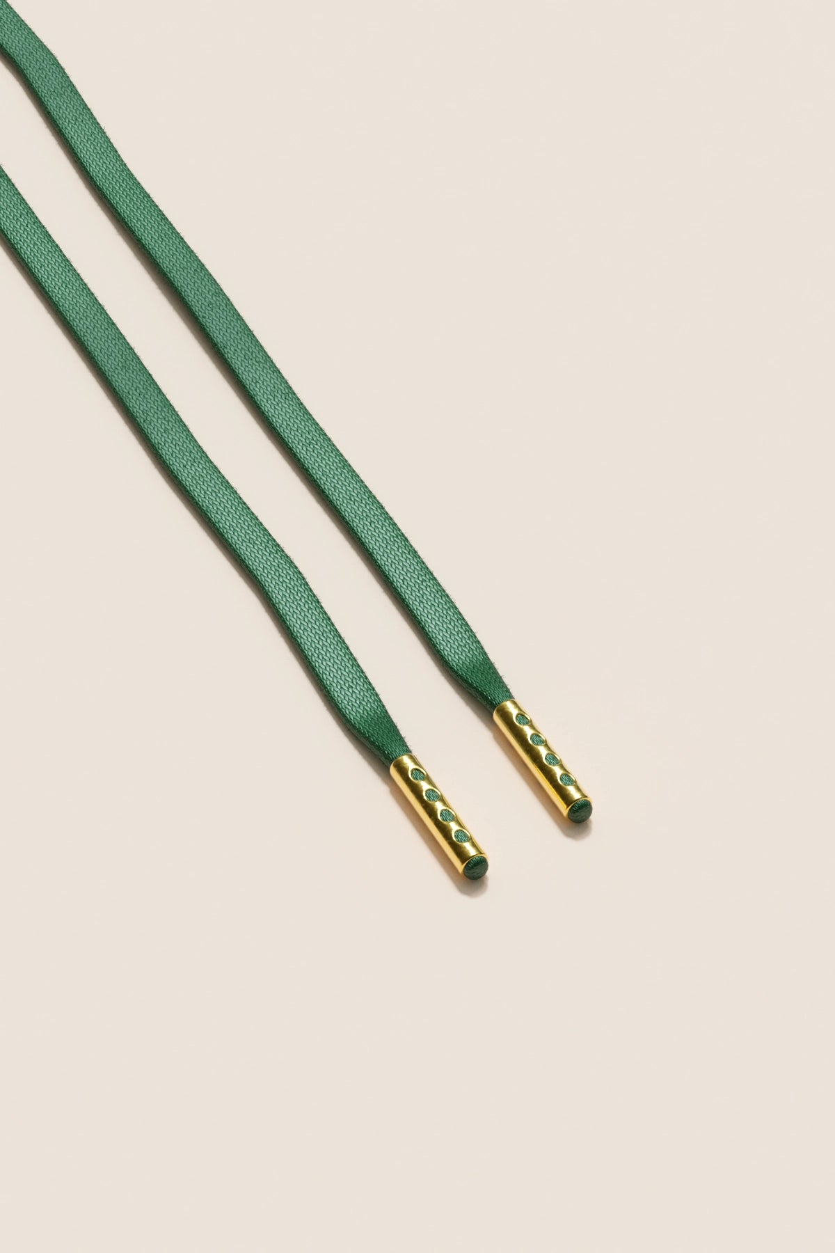 Senkels Hunter Green 3mm Flat Waxed Shoelaces with Gold Aglets