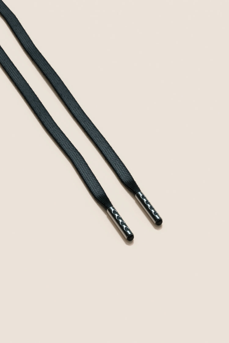 Senkels Black 3mm Flat Waxed Shoelaces with Black Nickel Aglets