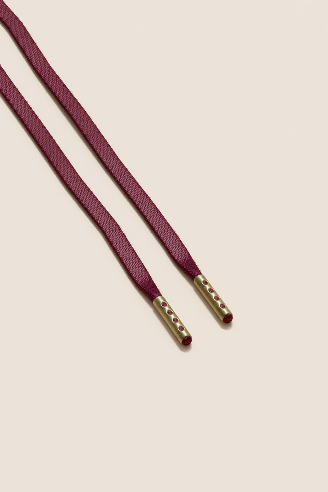 Senkels Bordeaux 3mm Flat Waxed Shoelaces with Brass Aglets
