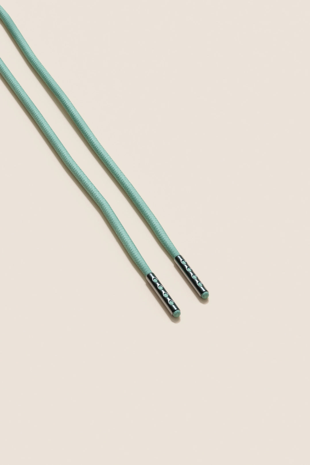 Senkels Mint Green 2.5mm Round Waxed Shoelaces with Black Nickel Aglets