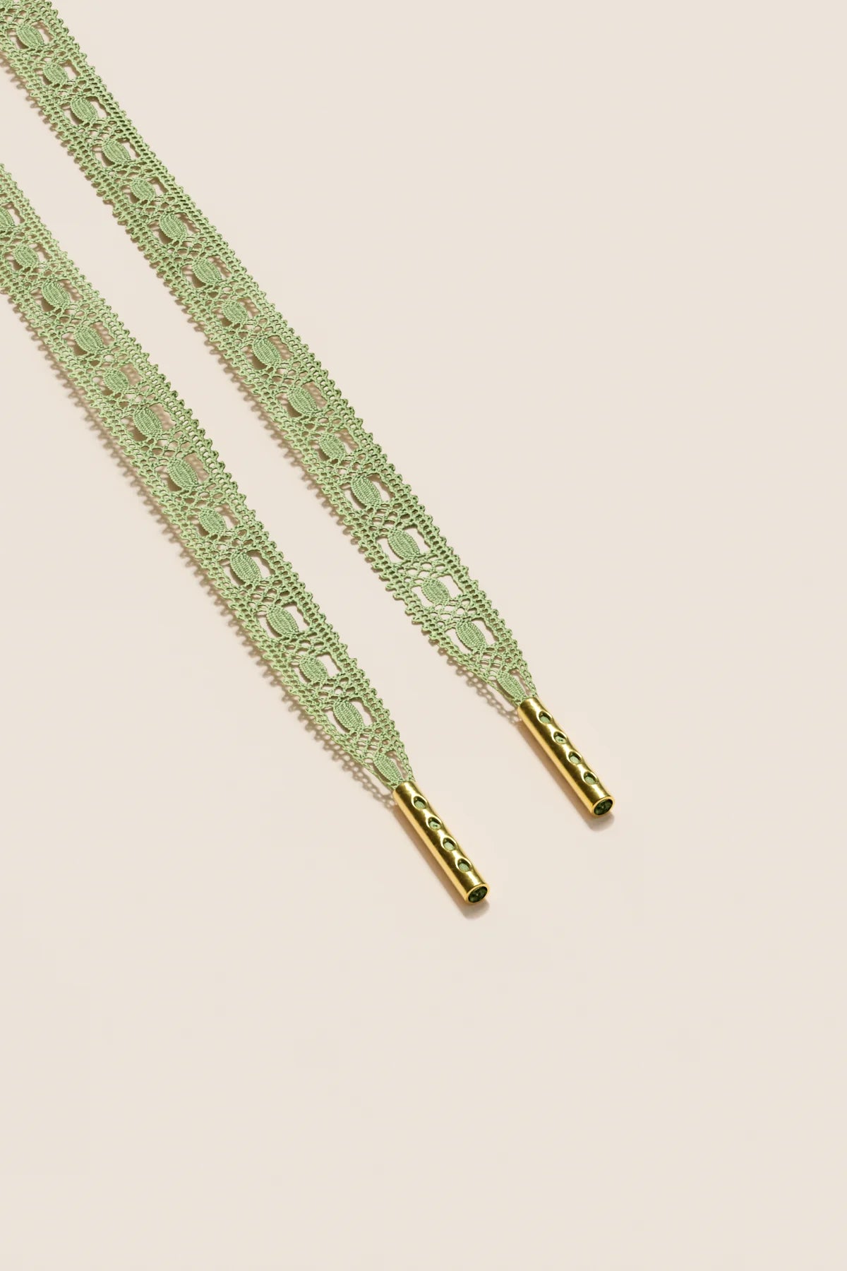 Senkels Pastel Green Crochet Shoelaces with Gold Aglets