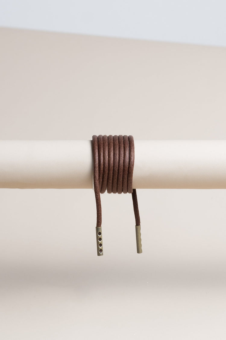 Medium Brown - Round Waxed Shoelaces | Senkels
